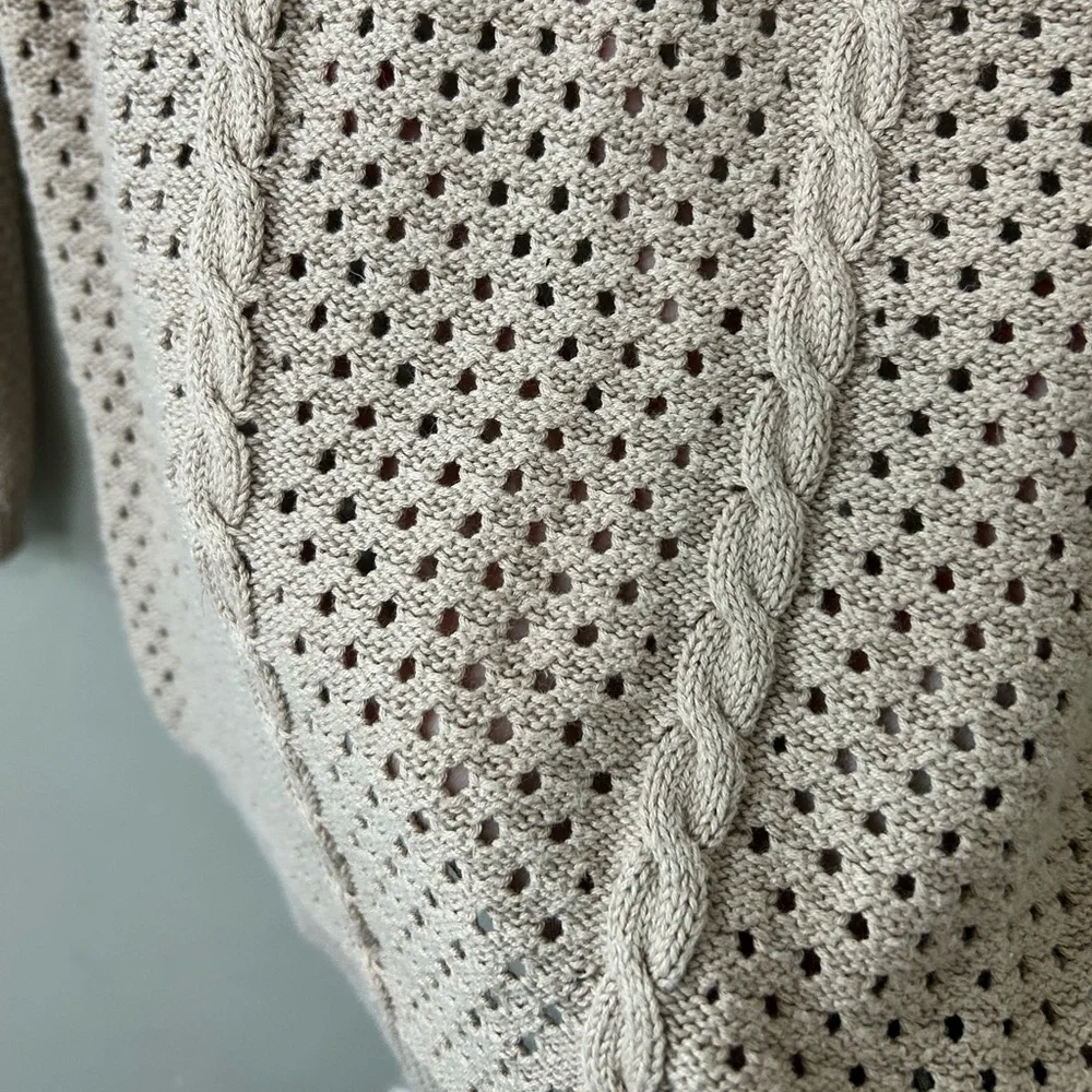Cyrus Women's Beige Knit Crew Neck Sweater Sz S